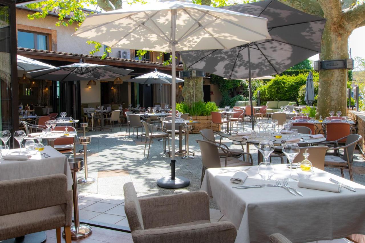 Logis Hotel Tante Yvonne & Son Restaurant Semi-Gastronomique - Lyon Nord Quincieux المظهر الخارجي الصورة