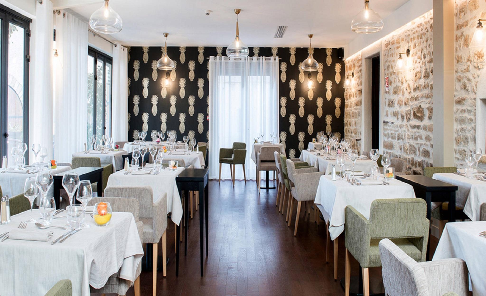 Logis Hotel Tante Yvonne & Son Restaurant Semi-Gastronomique - Lyon Nord Quincieux المظهر الخارجي الصورة